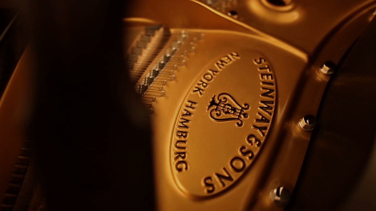 STEINWAY & SONS